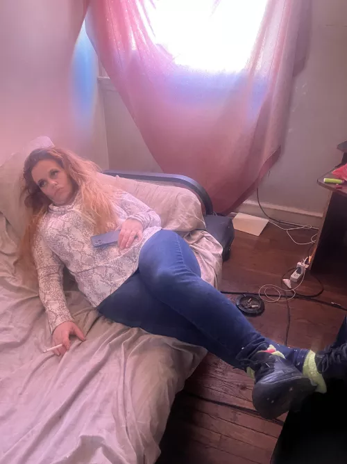 Mad she gotta fuck