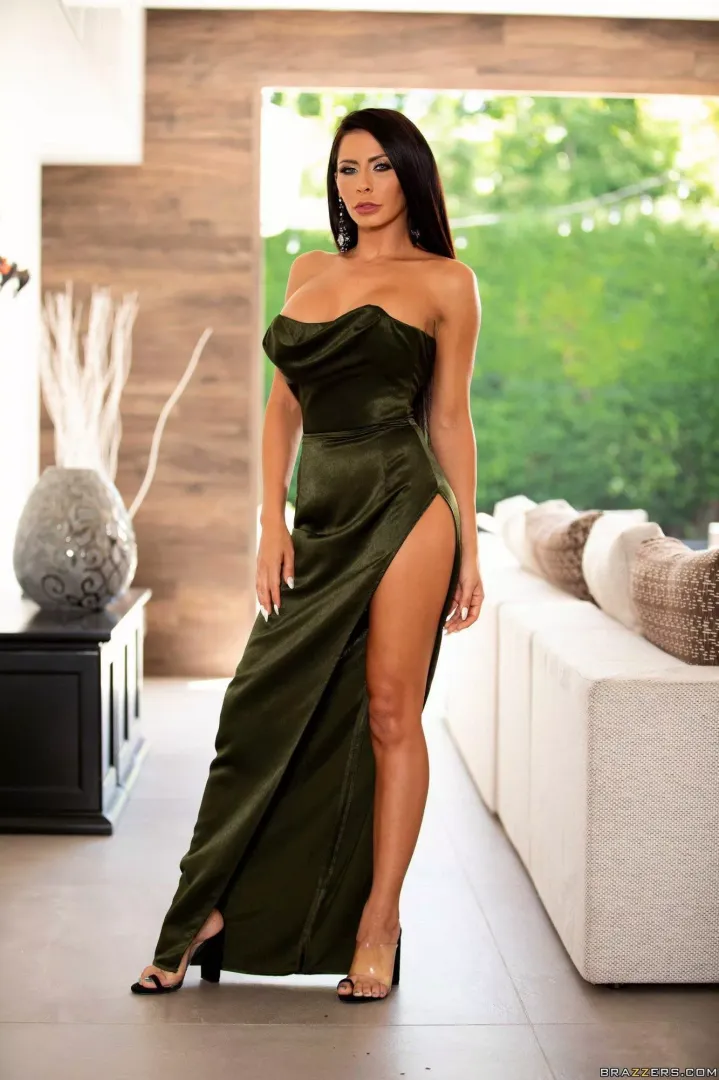 Madison Ivy is pure class