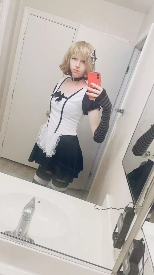 Maidboi monday? 💜🥺