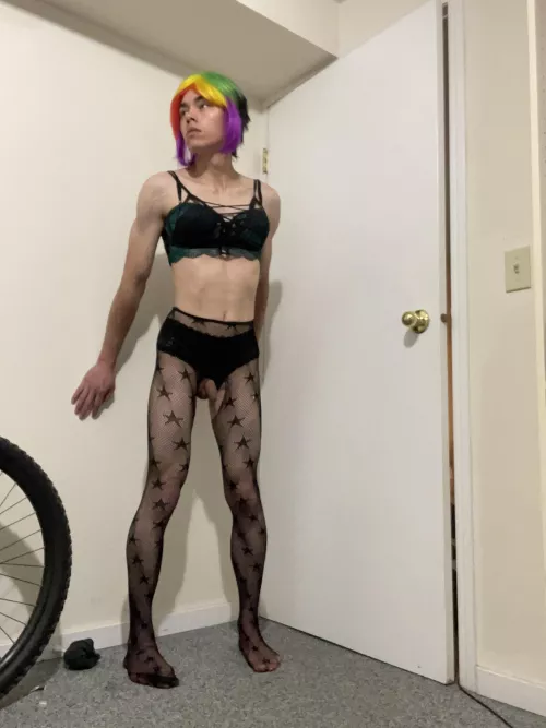 Make my tiny clit squirt 
