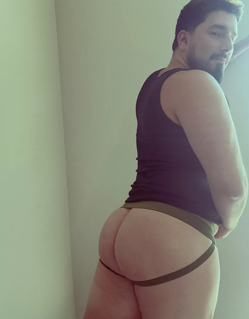 make sure you save room for cake 🍽️🍰