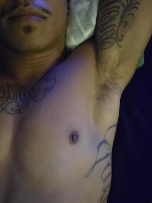 Make-out with my pit