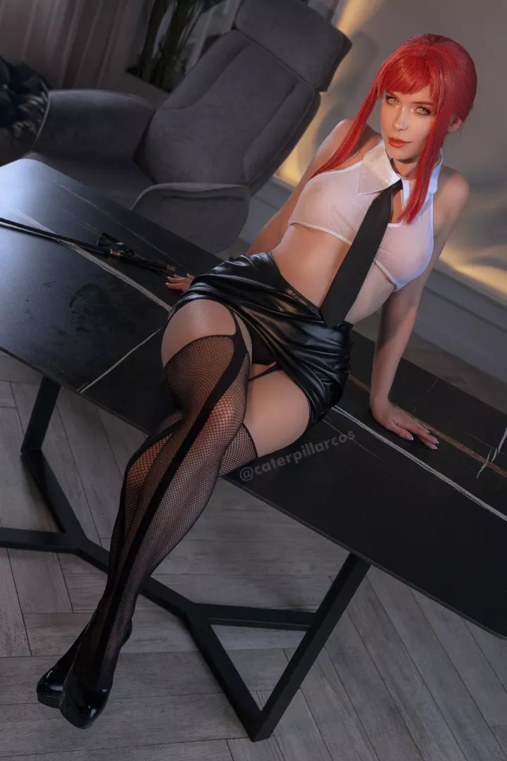 Makima from [Chainsaw Man] by (CaterpillarCosplay)