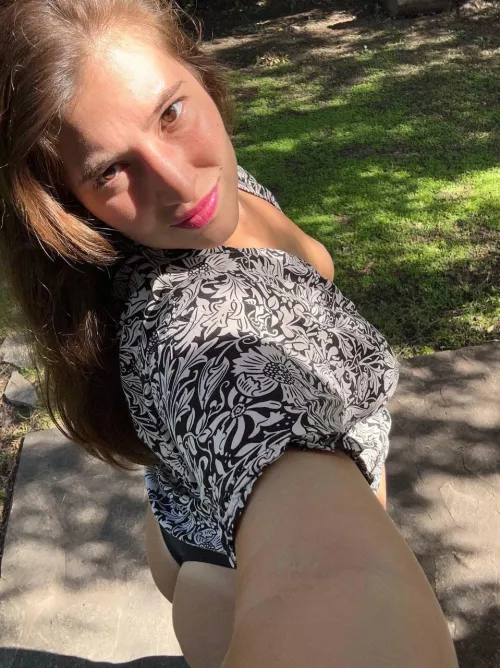making my ass even hungrier in public