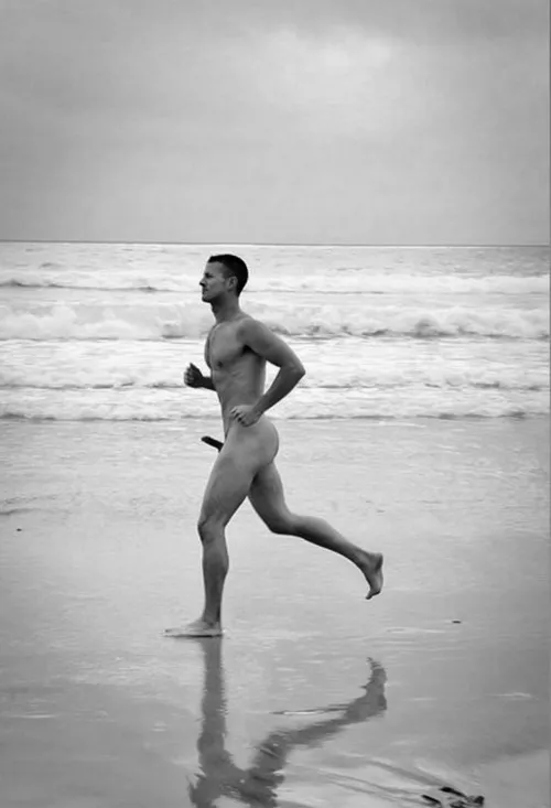 Male nudity is also beautiful.