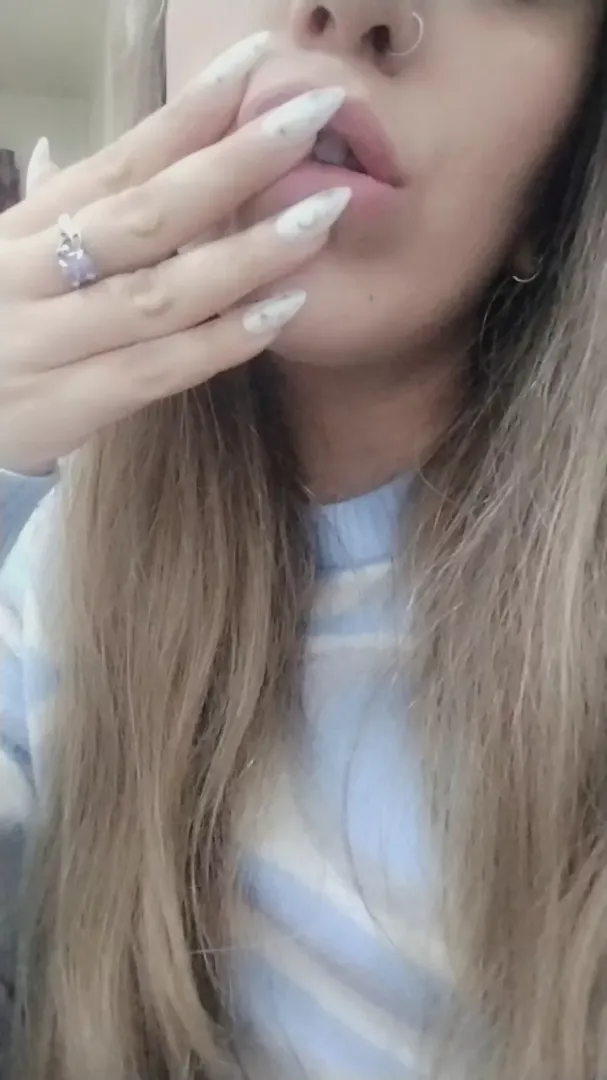 Many kisses