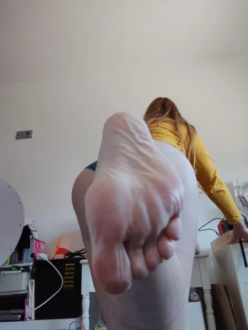 Massage my feet and I'll massage your dick