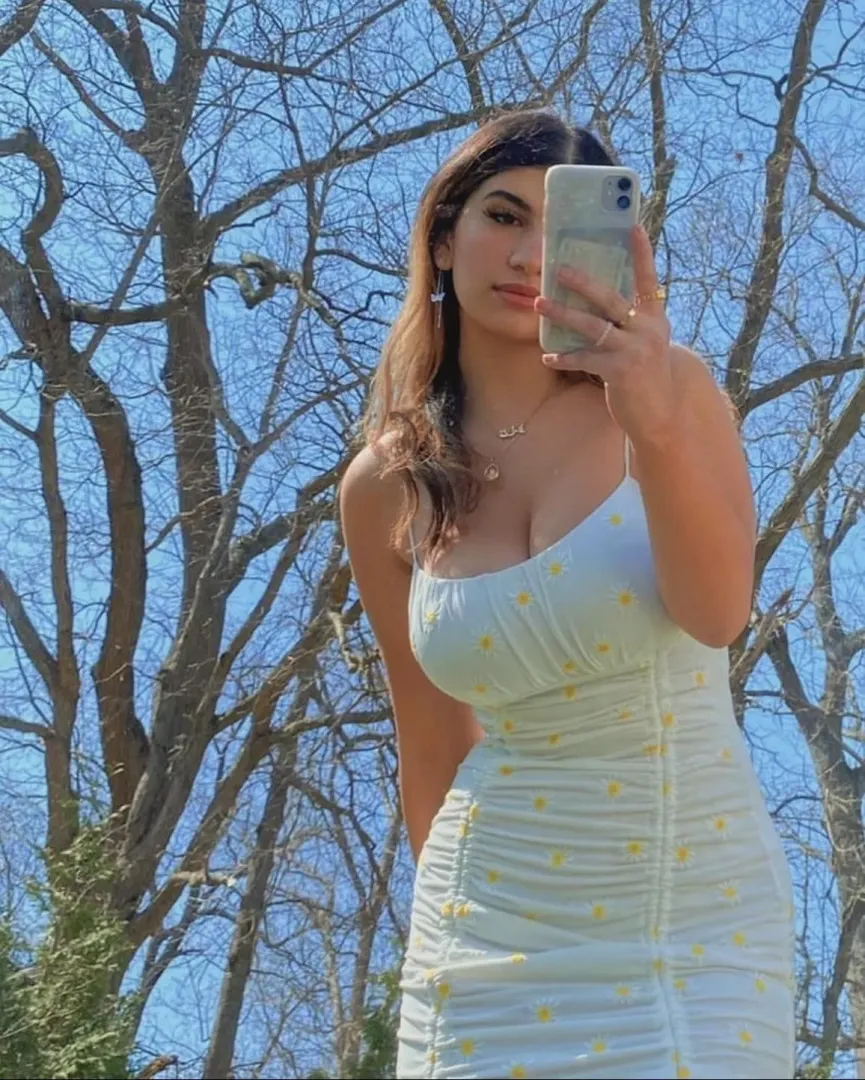 Massive in white