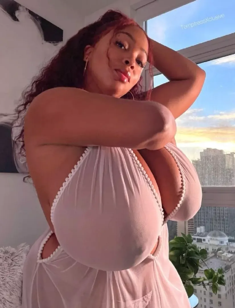 massive natural tits on this ebony hottie