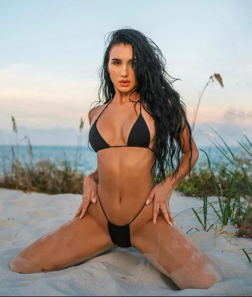 Maya Dunn