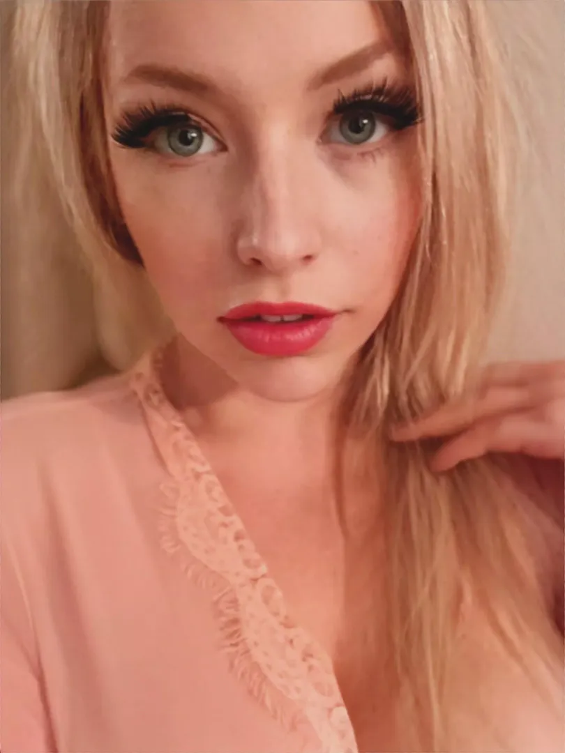 maybe just don't break my heart ♡
