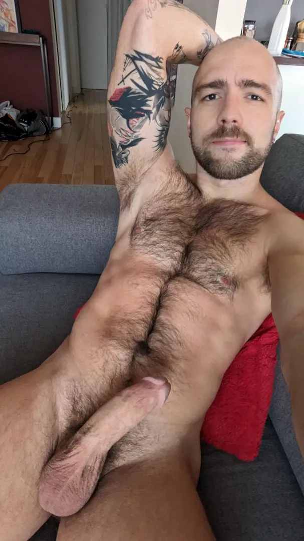 me and my cut dick wish you happy new year!