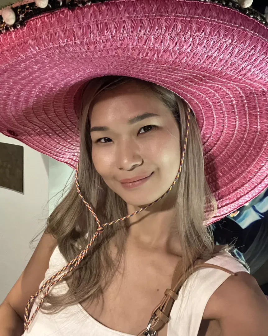 me as a sombrero girl