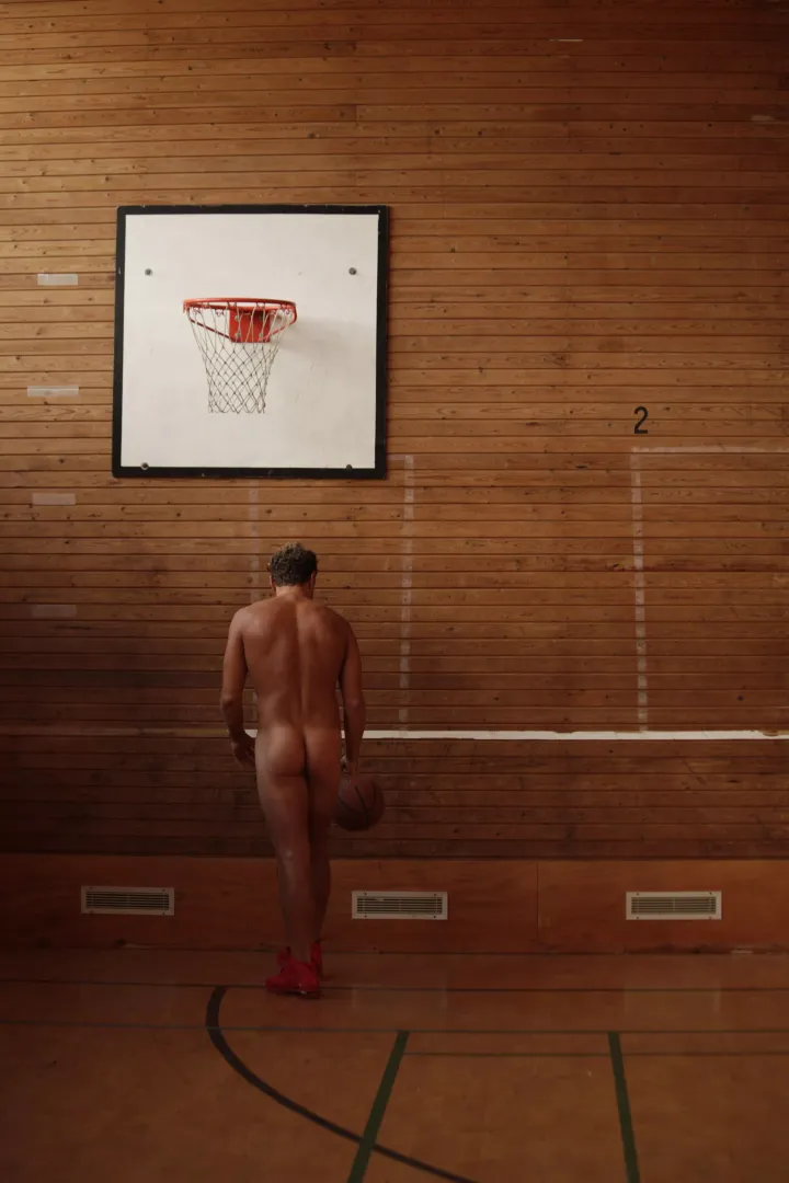 Me from behind playing basketball
