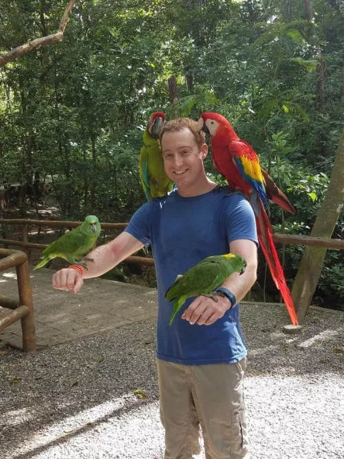 Me looking for a bf vs what I actually get. 😂