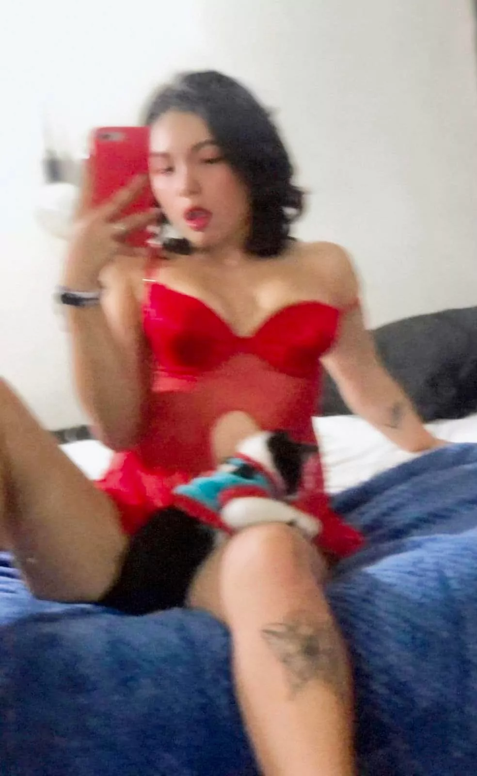 Me or my cat 😅😉