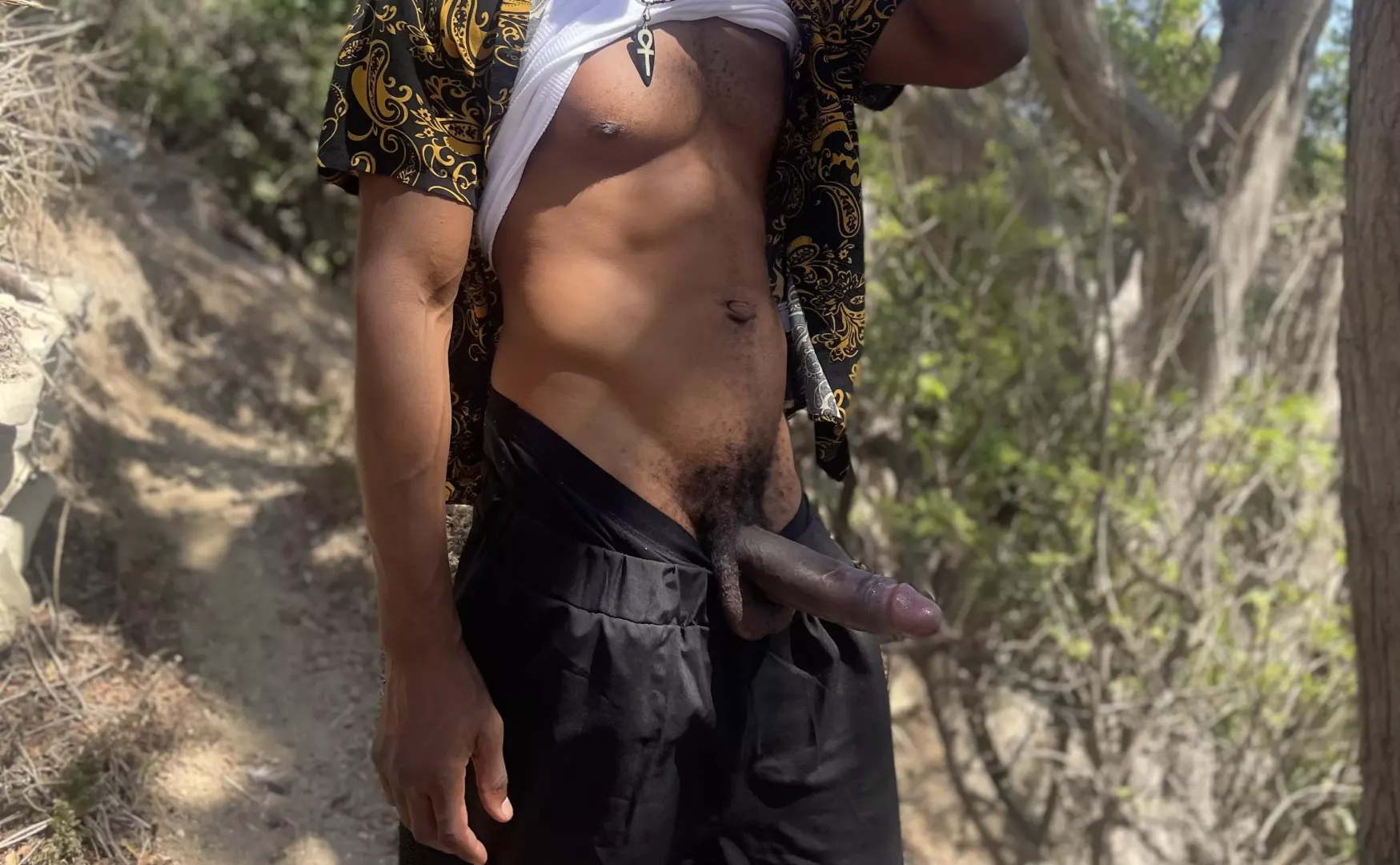 Meet me and worship