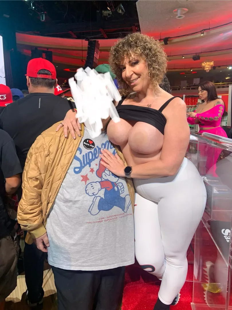 Meeting Sara Jay