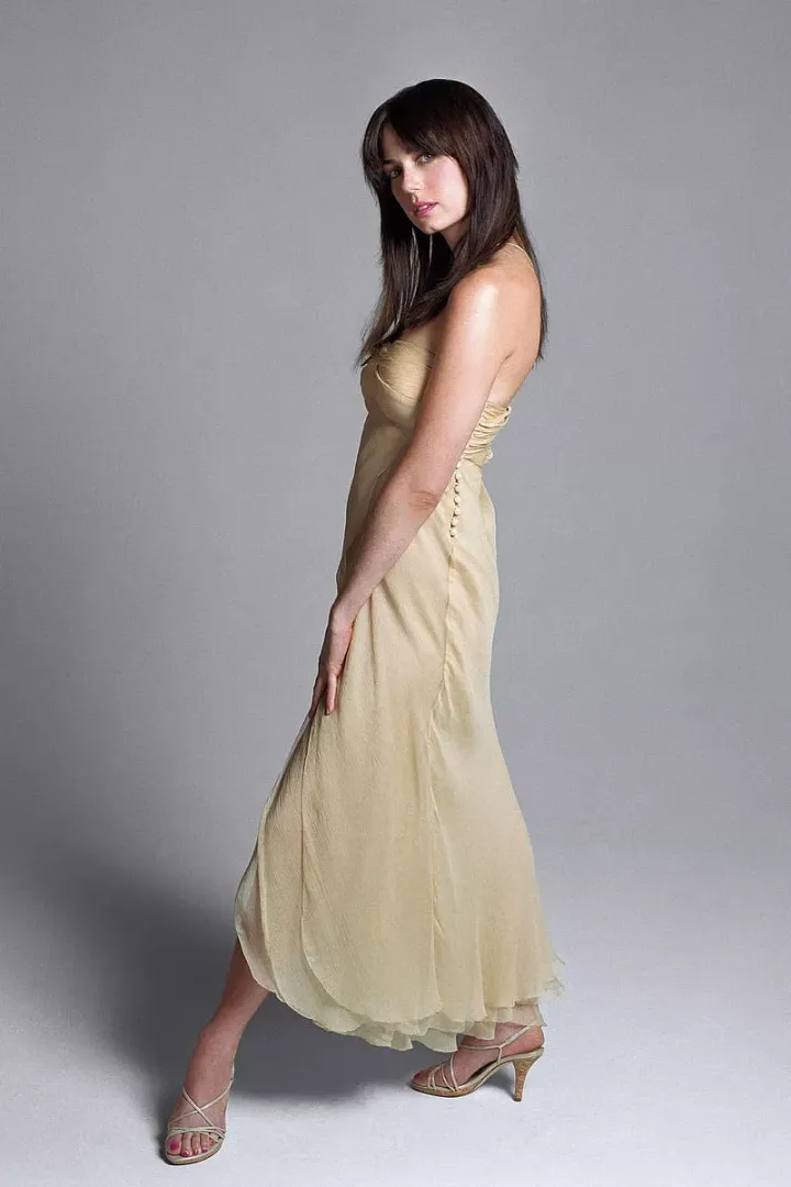 Mia Kirshner