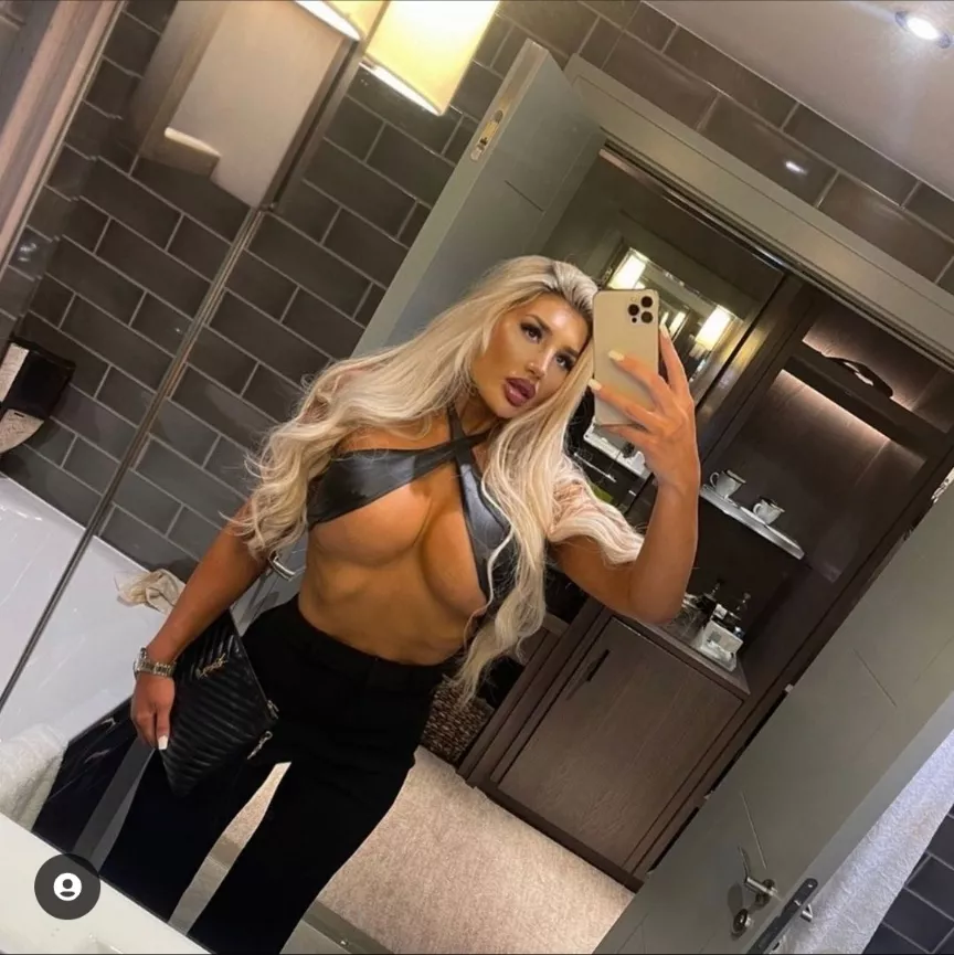Mia 🌹