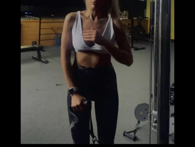 Mid video 🤫