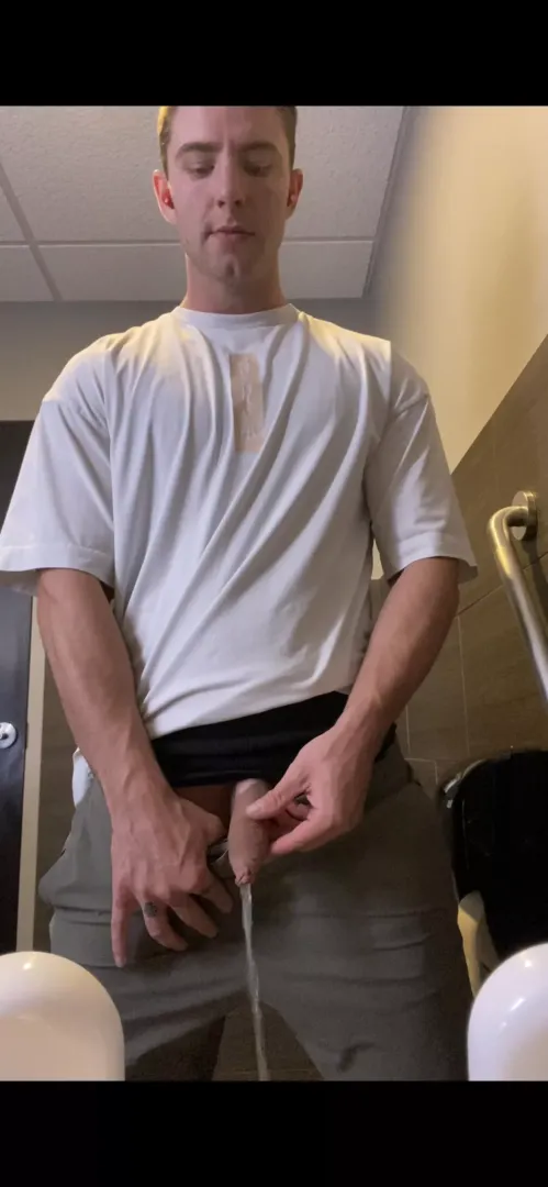 Mid workout piss