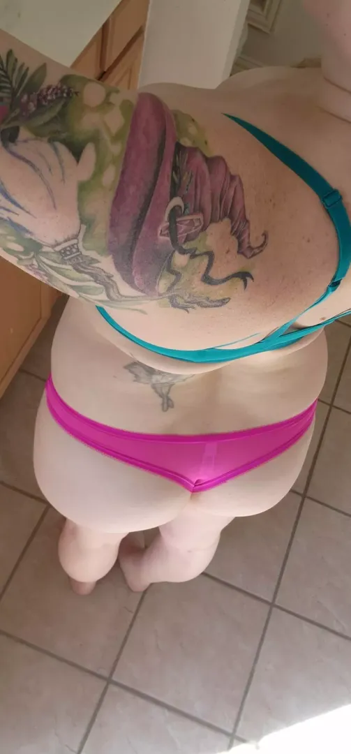 MILF booty