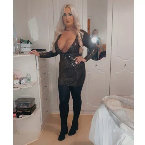 MILF Mondays 😜