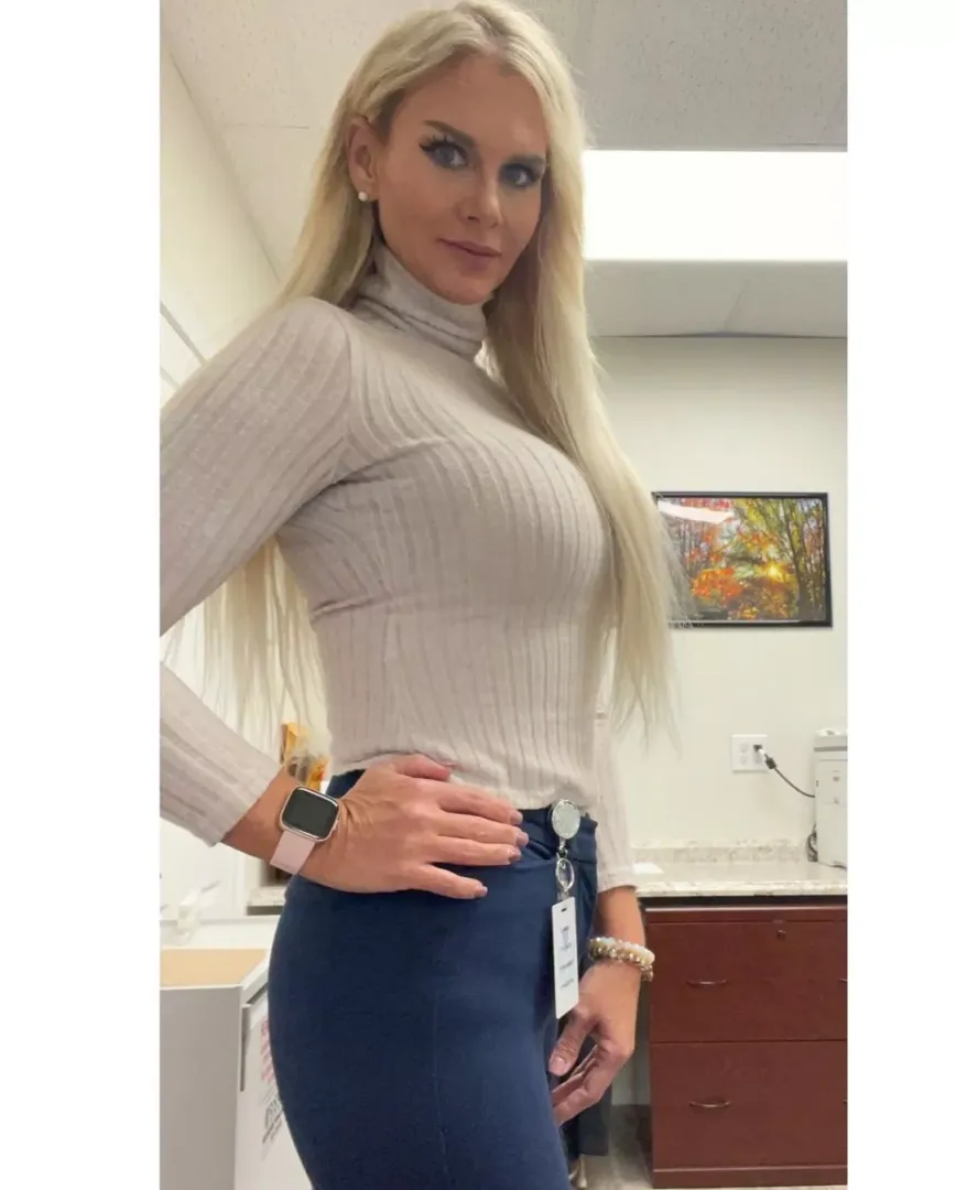 MILFY Sweatermeat