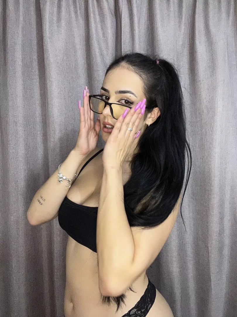 milky tits need to be sucked on