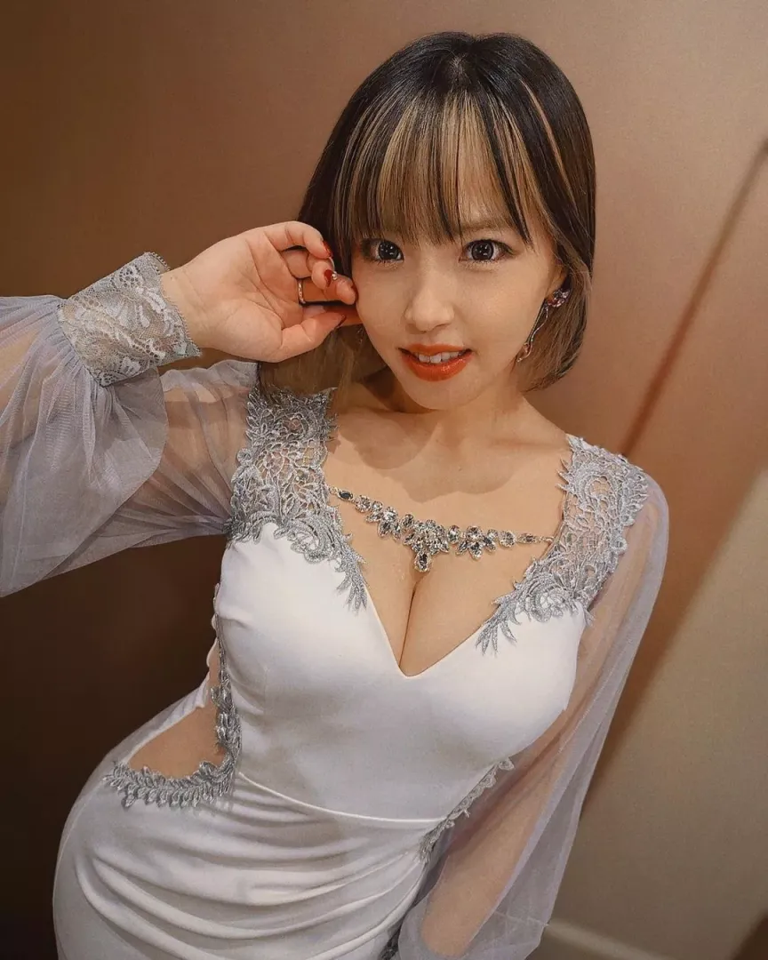 Mina Shirakawa