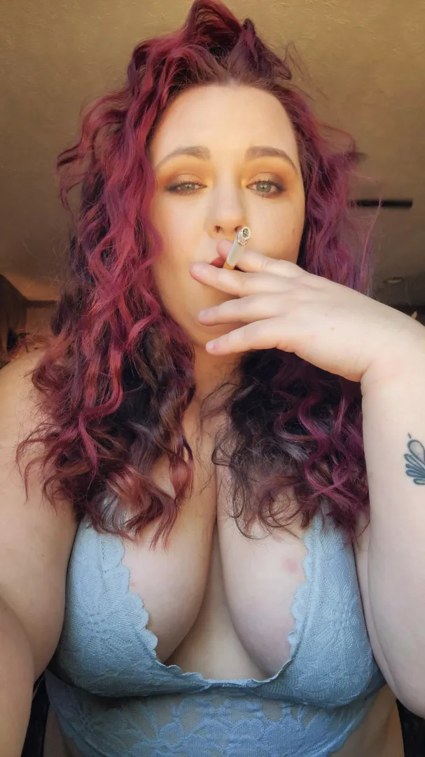 mind if I smoke while i get fucked?