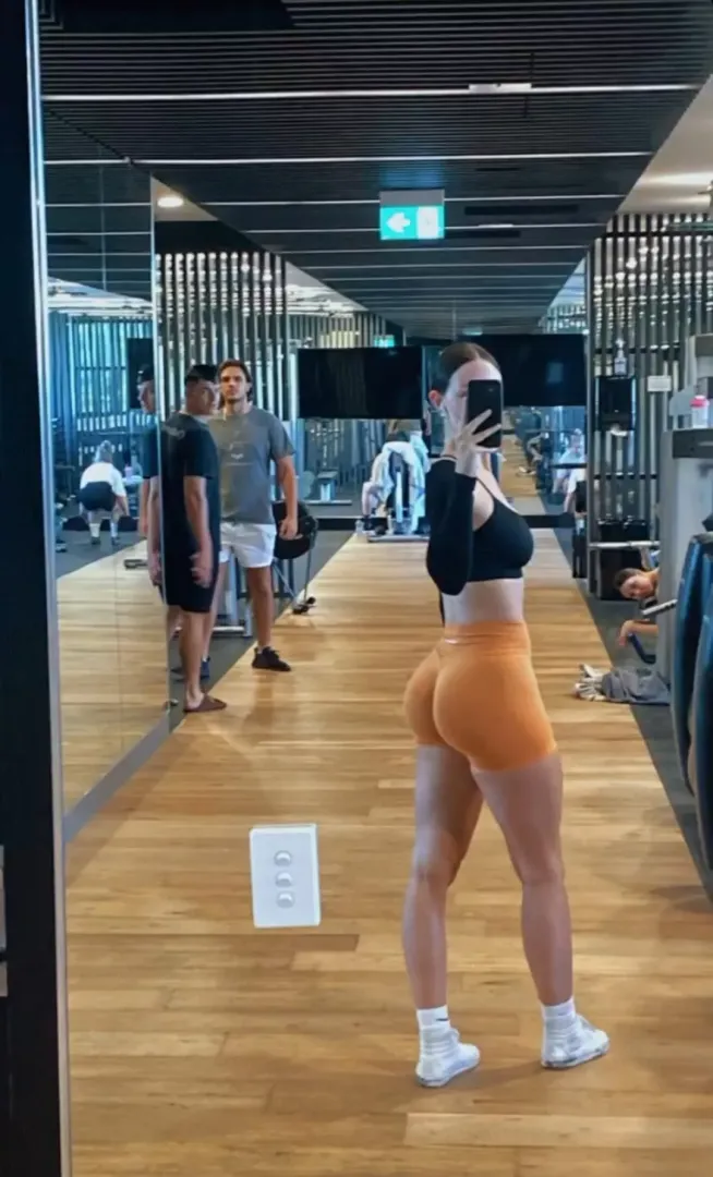 Mirror mirror