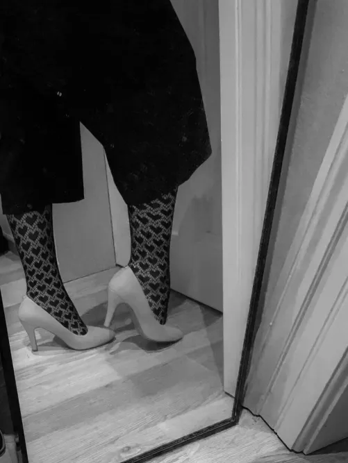 Mirror, mirror on the wall(OC)