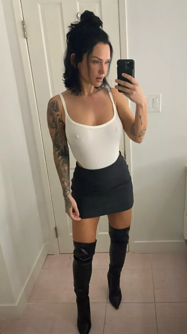 Mirror selfie