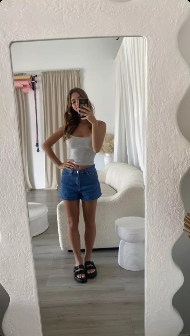 Mirror selfie