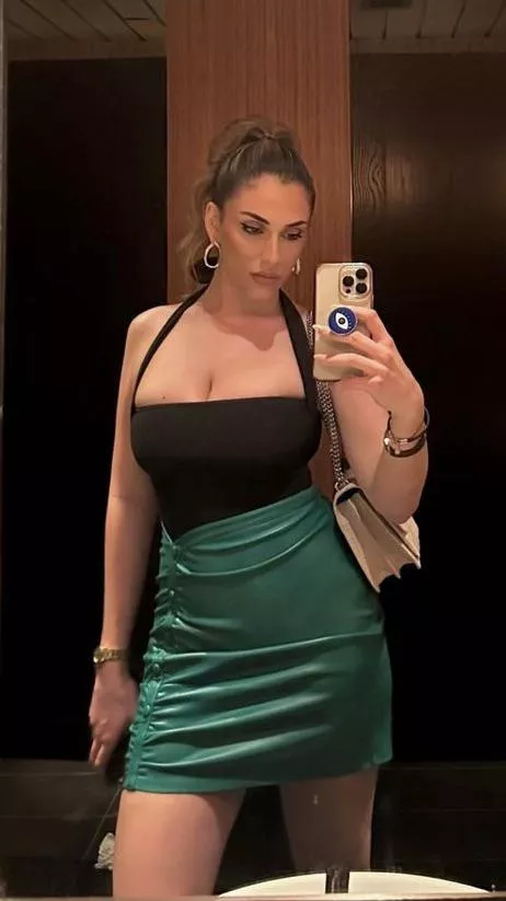 Mirror selfie