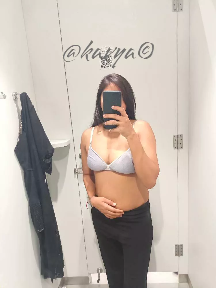 Mirror selfie 