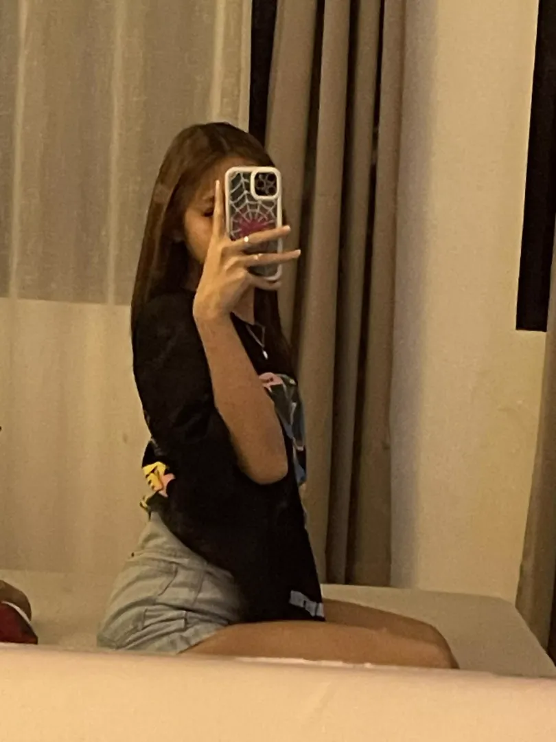 Mirror shot