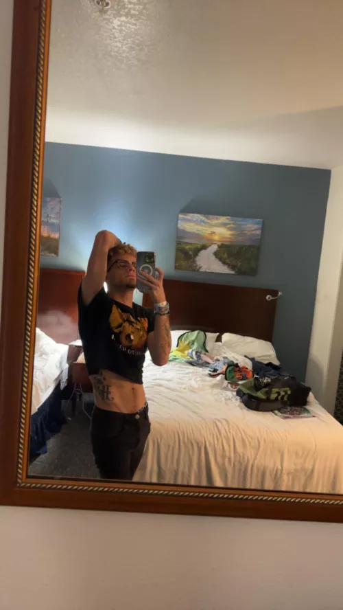 missin the comic con, rather there than work