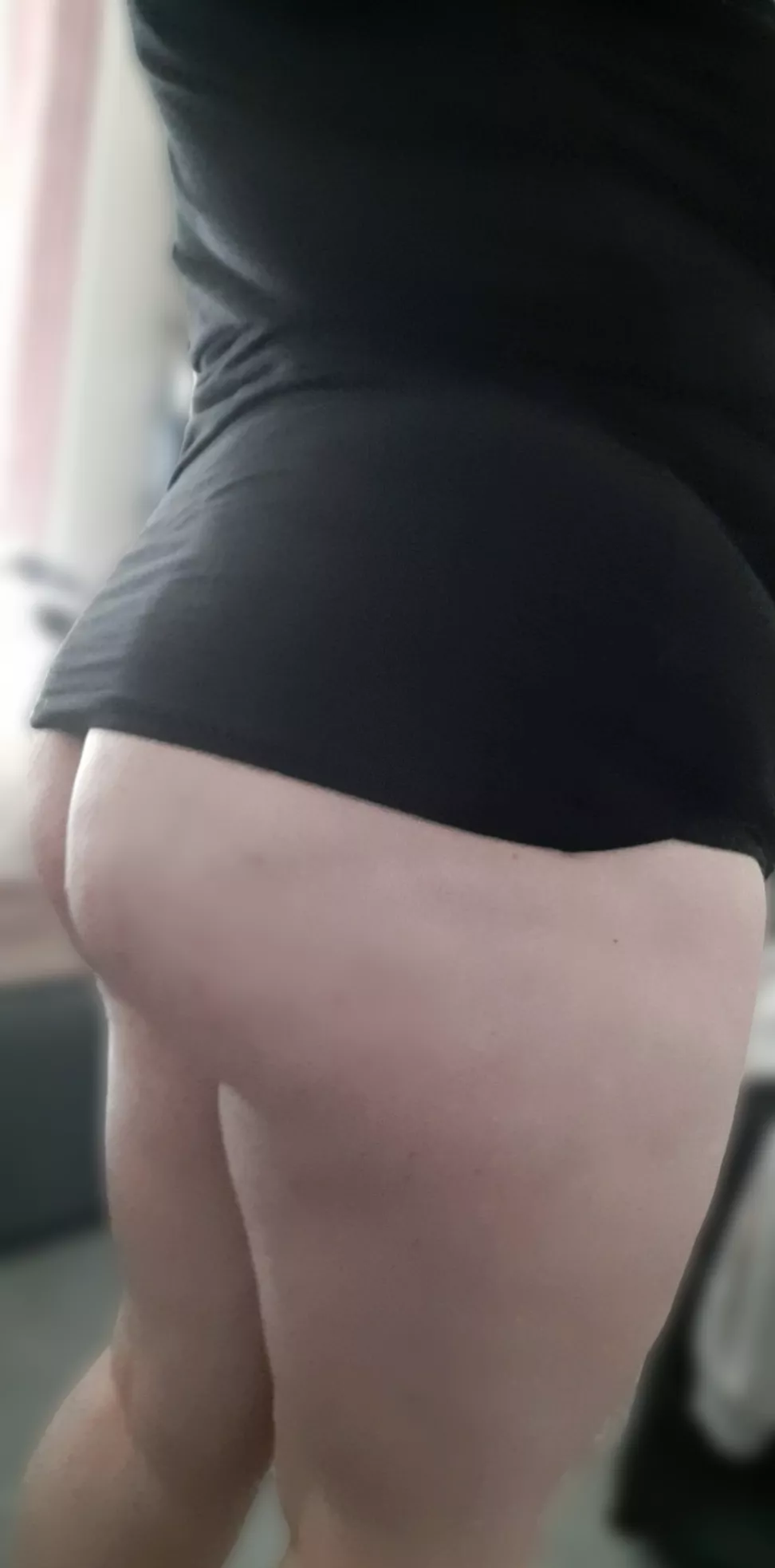 Missing: 2 handprints