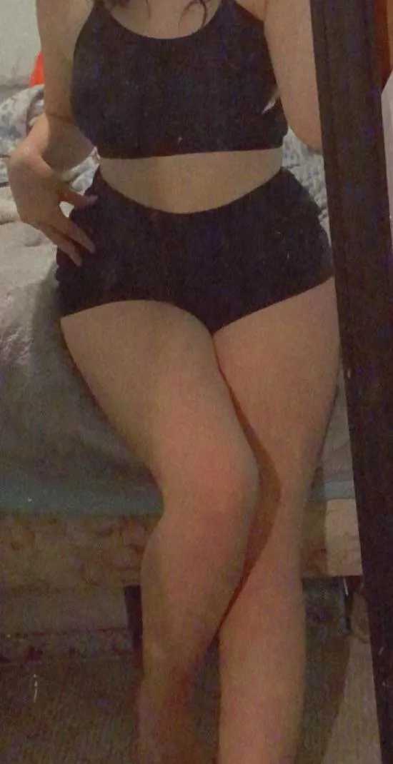 Mmmmm thighs..