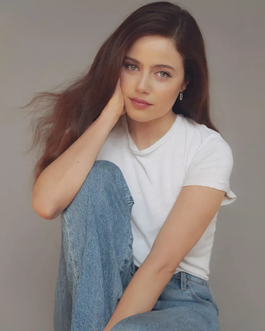 Molly Gordon
