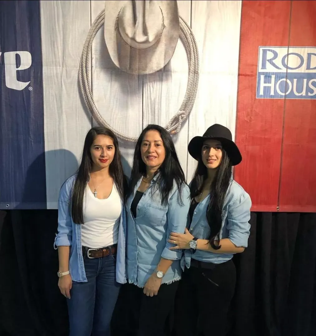 Mom and Daughters
