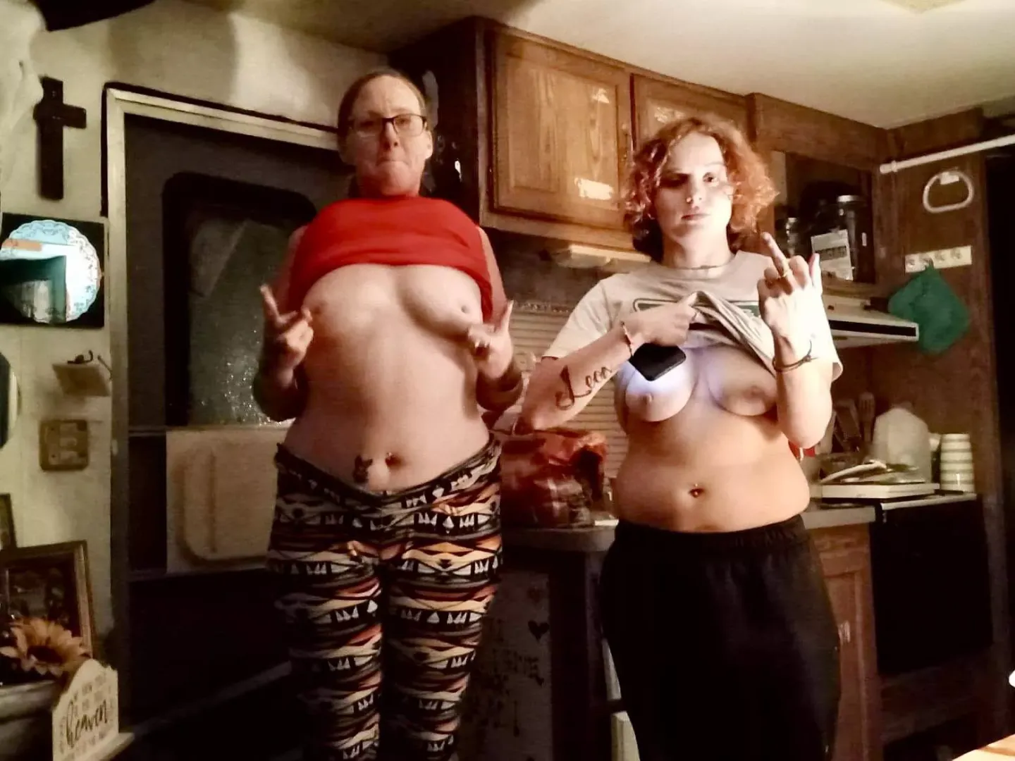 Mom/Daughter