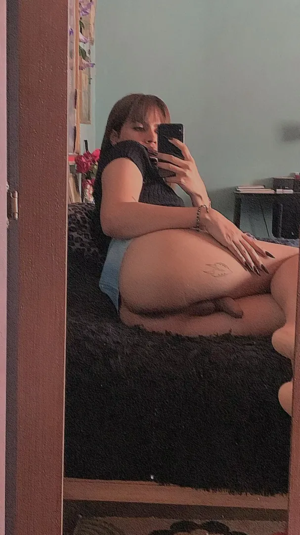 Mommy is horny now🔥