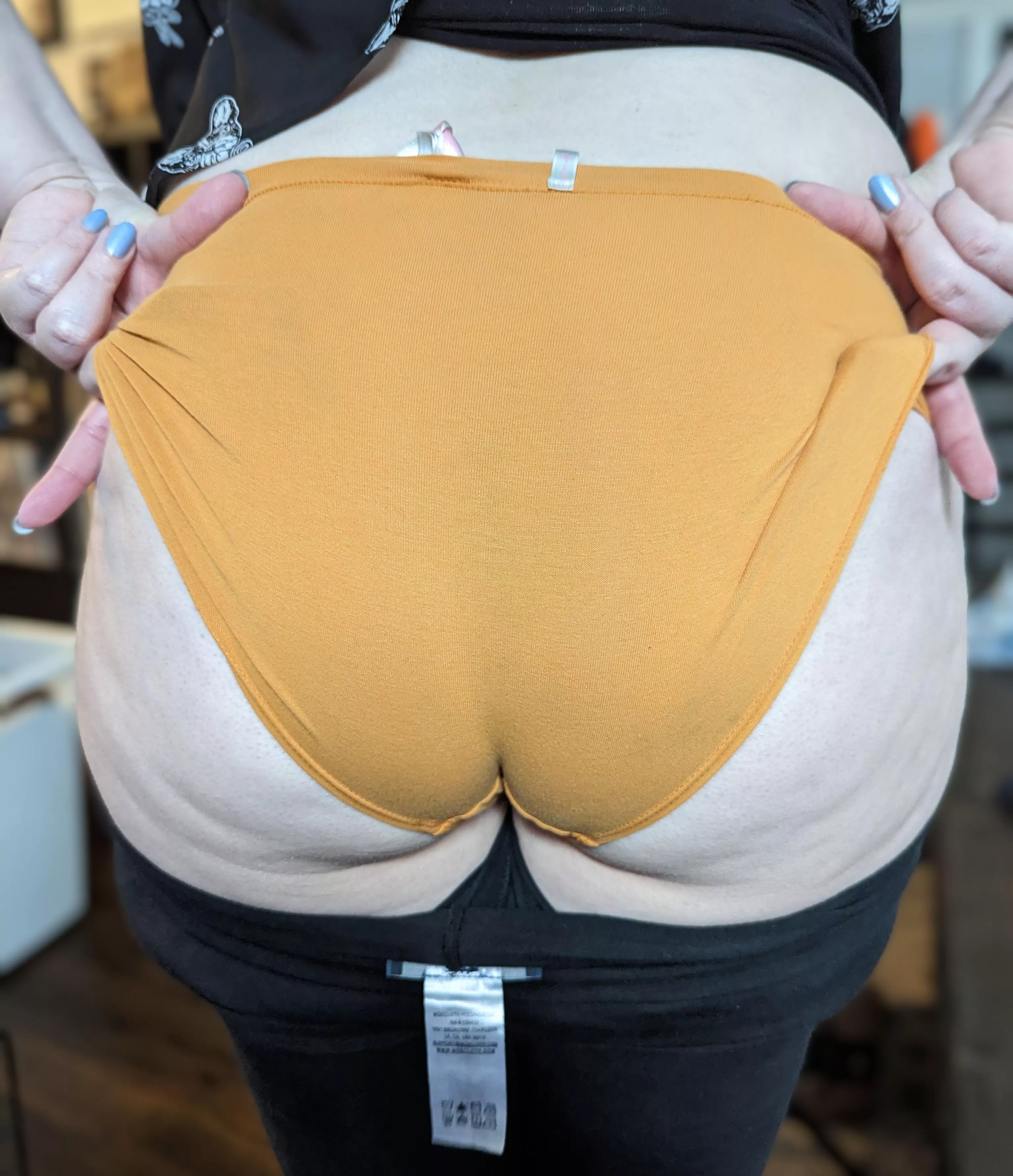 Mommy wears fullbacks too