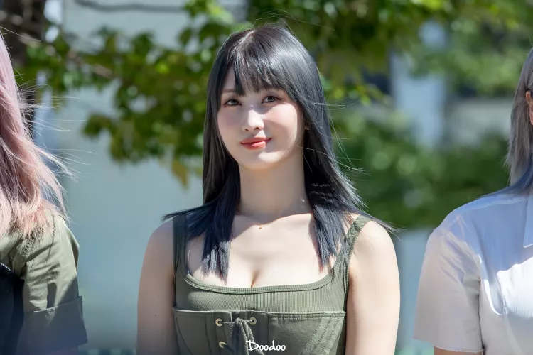 Momo - TWICE