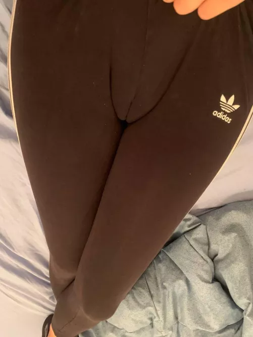 Mon cameltoe