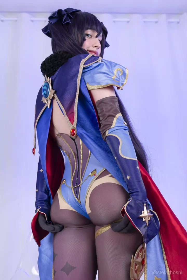 Mona by Stelarhoshi